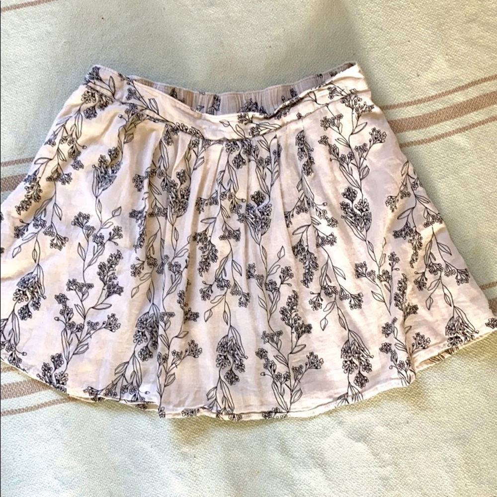Old Navy Knee Length A Line Skirt